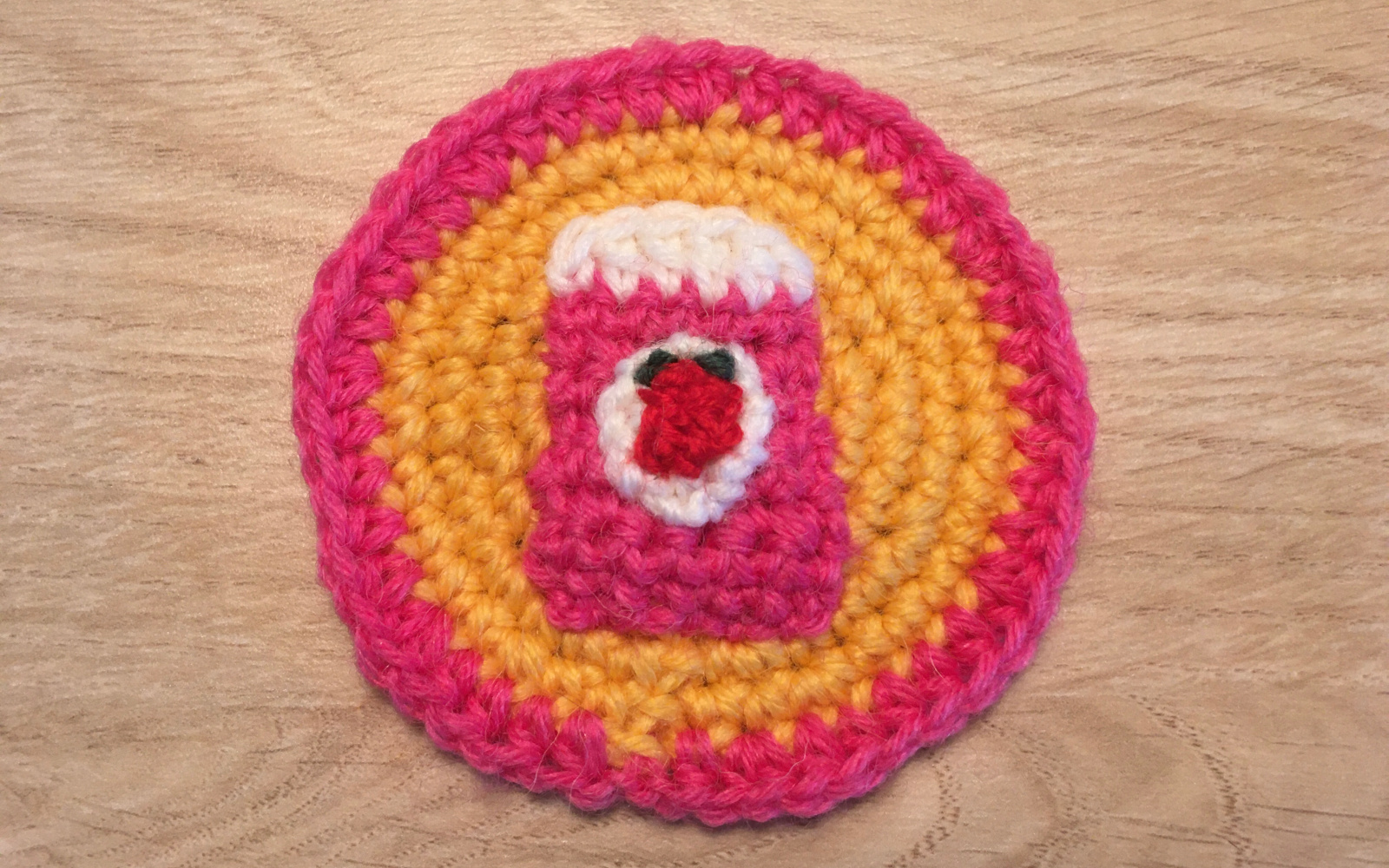 Solmuteoriaa Hey Duggee Jam Badge Crochet Pattern